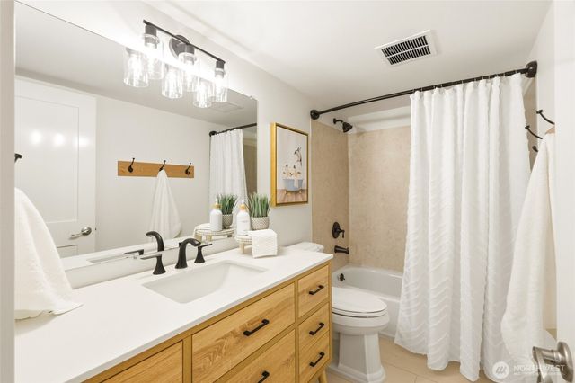 20202 230th Avenue NE, Woodinville, WA 98077