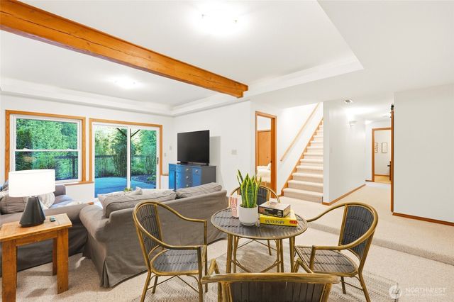 20202 230th Avenue NE, Woodinville, WA 98077