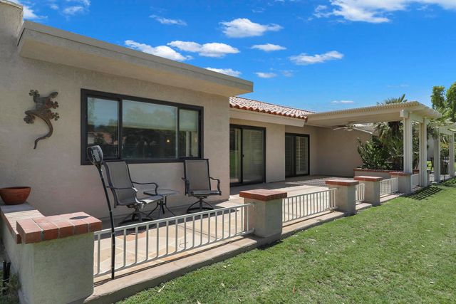 40649 Inverness Way, Palm Desert, CA 92211