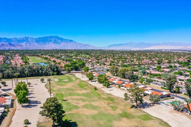 40649 Inverness Way, Palm Desert, CA 92211