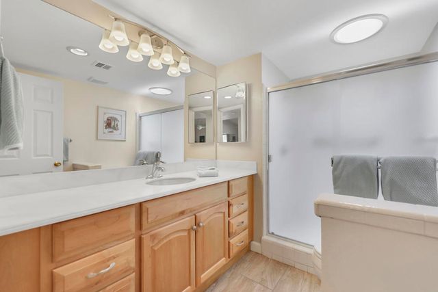 40649 Inverness Way, Palm Desert, CA 92211