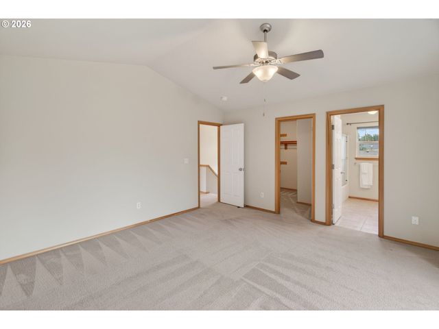 6628 Se REEDWAY St, Portland, OR 97206