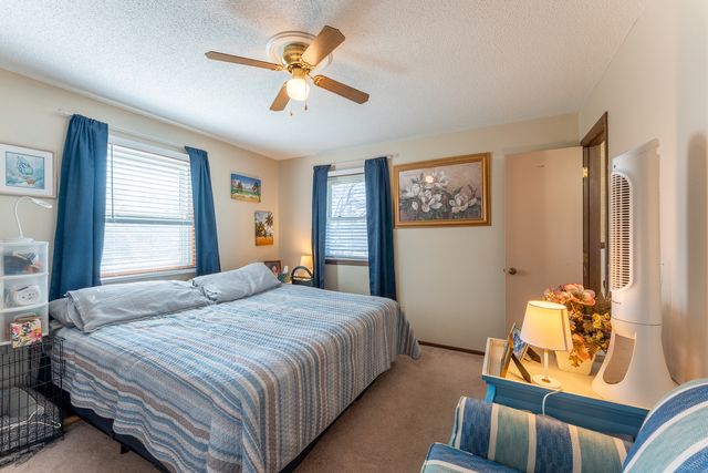 607 E 15th Street, Johnston City, IL 62951