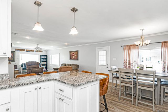 43271 Bayou Narcisse, Gonzales, LA 70737