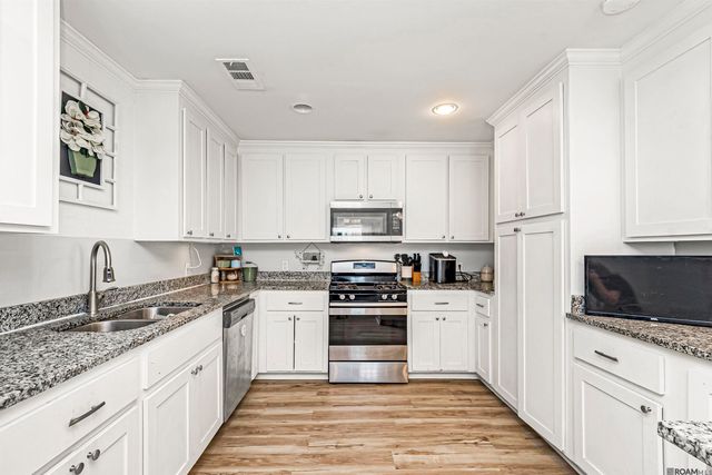 43271 Bayou Narcisse, Gonzales, LA 70737