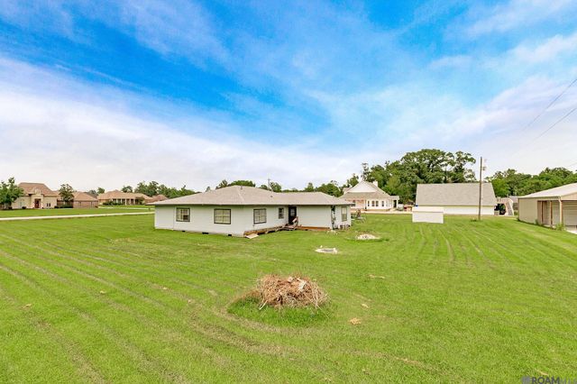 43271 Bayou Narcisse, Gonzales, LA 70737