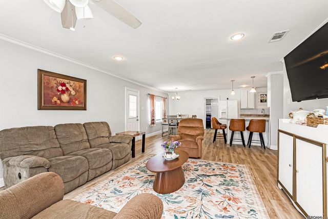43271 Bayou Narcisse, Gonzales, LA 70737