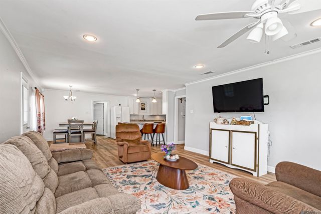 43271 Bayou Narcisse, Gonzales, LA 70737