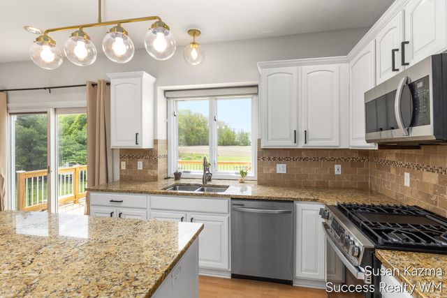 88 Summerwyn Drive, Caledonia, MI 49316