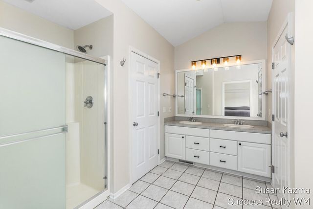 88 Summerwyn Drive, Caledonia, MI 49316