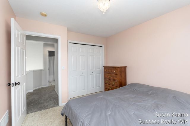 88 Summerwyn Drive, Caledonia, MI 49316