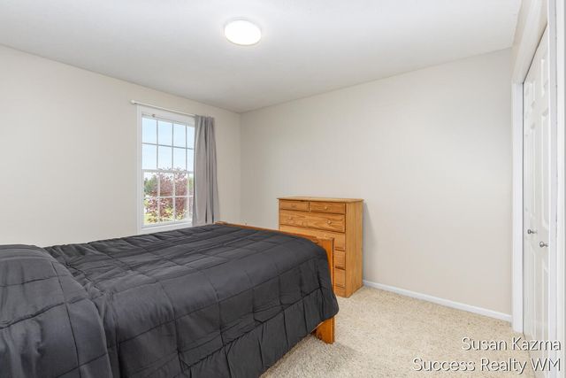 88 Summerwyn Drive, Caledonia, MI 49316