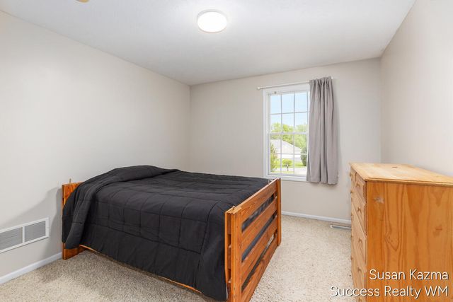 88 Summerwyn Drive, Caledonia, MI 49316