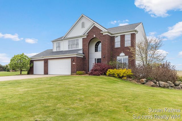 88 Summerwyn Drive, Caledonia, MI 49316