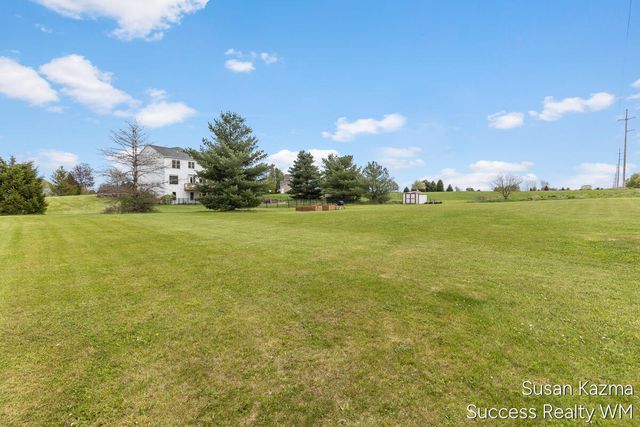 88 Summerwyn Drive, Caledonia, MI 49316