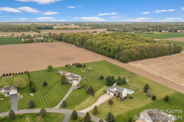 88 Summerwyn Drive, Caledonia, MI 49316