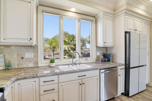 106 Younger Way D, Santa Cruz, CA 95060