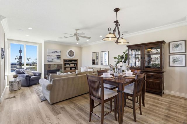 106 Younger Way D, Santa Cruz, CA 95060