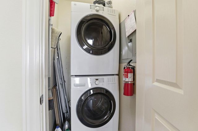 106 Younger Way D, Santa Cruz, CA 95060