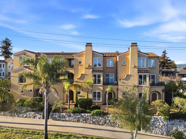 106 Younger Way D, Santa Cruz, CA 95060