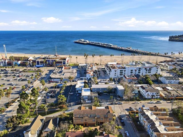 106 Younger Way D, Santa Cruz, CA 95060