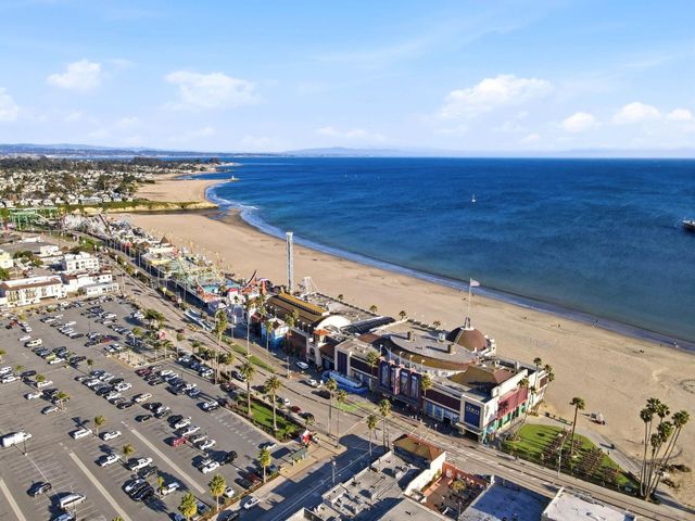 106 Younger Way D, Santa Cruz, CA 95060