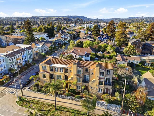 106 Younger Way D, Santa Cruz, CA 95060