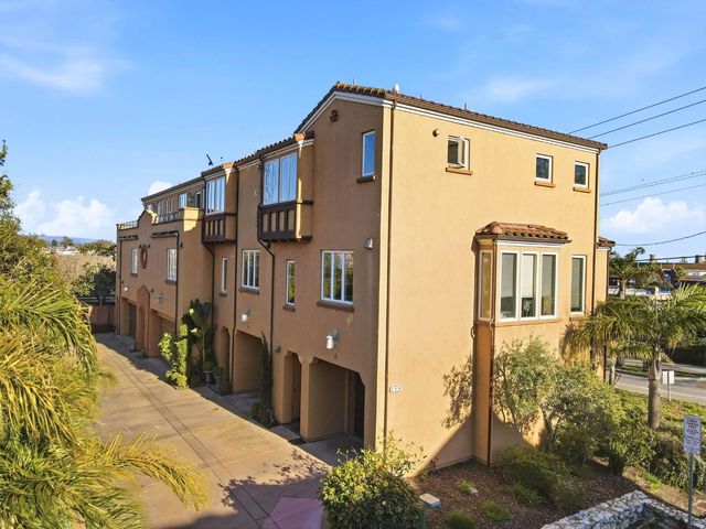 106 Younger Way D, Santa Cruz, CA 95060