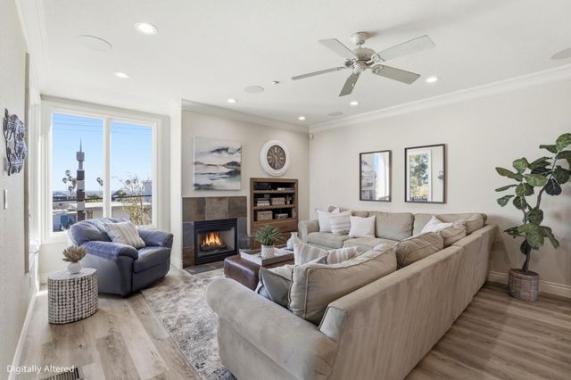 106 Younger Way D, Santa Cruz, CA 95060