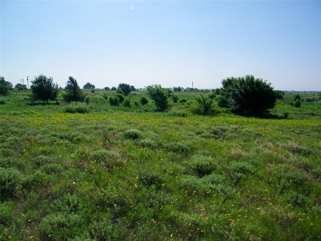 Image 11 of property listing at County Street 2700, Cyril, OK 73029