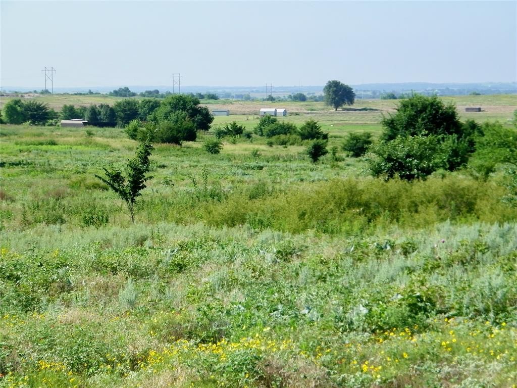 Image 17 of property listing at County Street 2700, Cyril, OK 73029