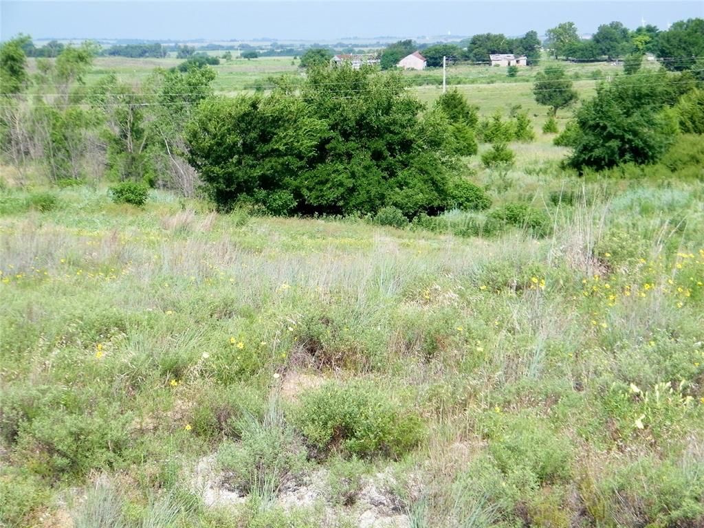 Image 19 of property listing at County Street 2700, Cyril, OK 73029