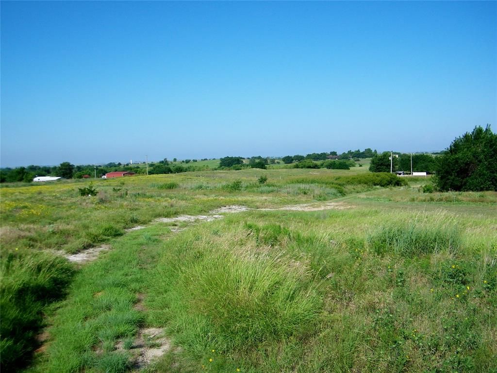 Image 29 of property listing at County Street 2700, Cyril, OK 73029
