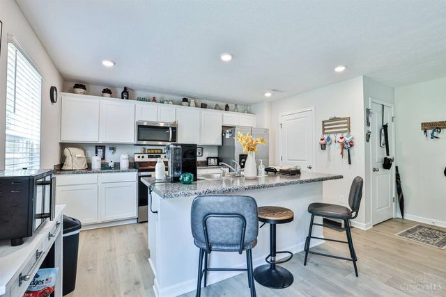 110 River Heights Drive, New Richmond, OH 45157