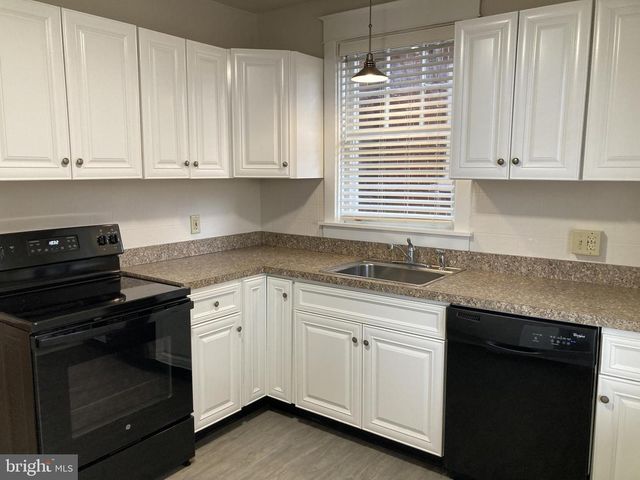 615 WEST END AVE, Lancaster, PA 17603