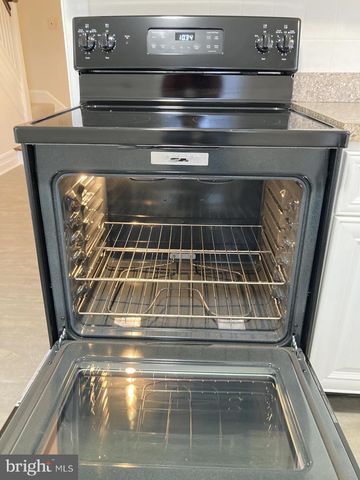 615 WEST END AVE, Lancaster, PA 17603