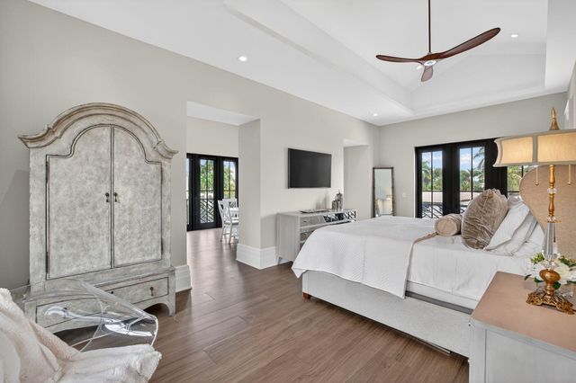 400 Mola Avenue, Fort Lauderdale, FL 33301