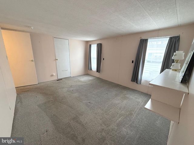 36 MEADOW RUN PL, Harrisburg, PA 17112