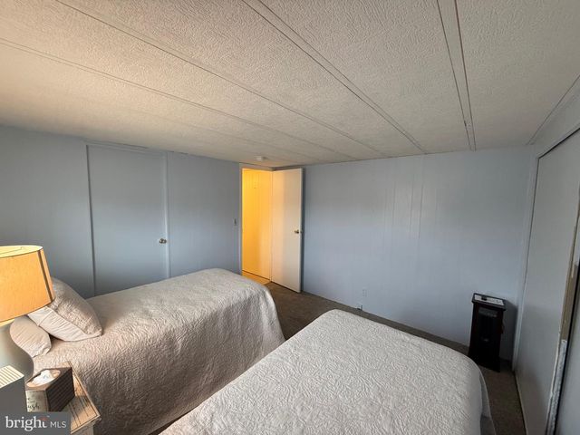 36 MEADOW RUN PL, Harrisburg, PA 17112