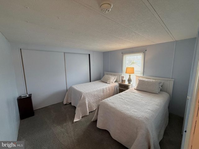 36 MEADOW RUN PL, Harrisburg, PA 17112