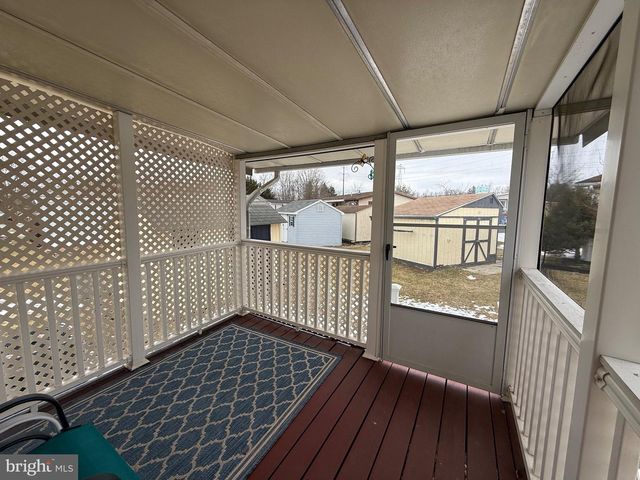 36 MEADOW RUN PL, Harrisburg, PA 17112