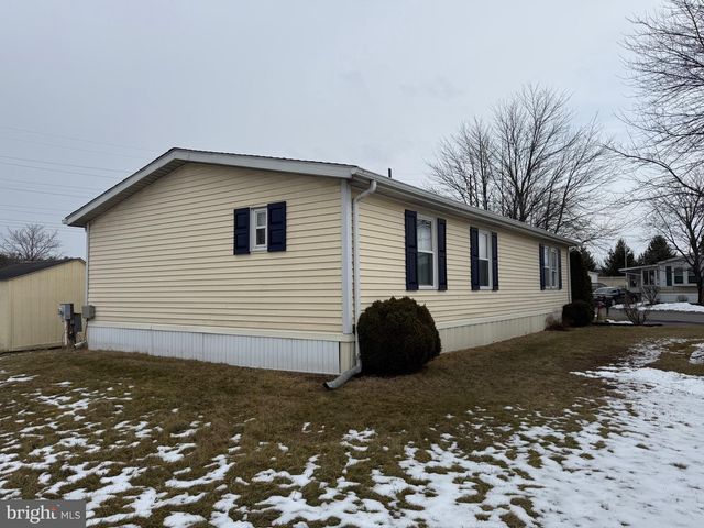 36 MEADOW RUN PL, Harrisburg, PA 17112