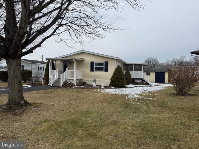 36 MEADOW RUN PL, Harrisburg, PA 17112