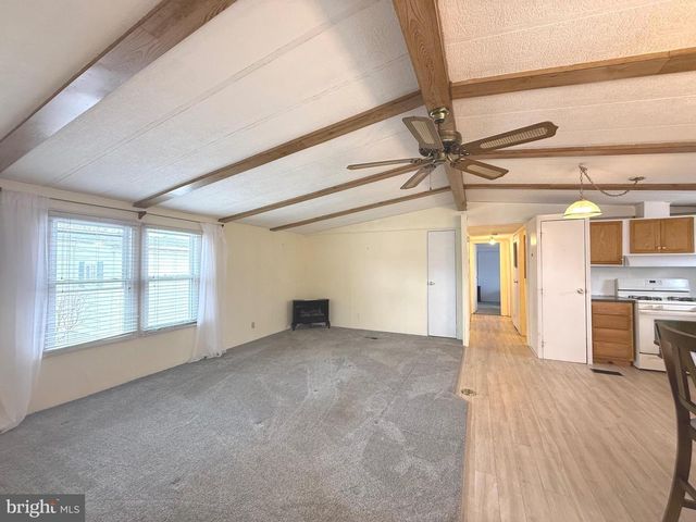 36 MEADOW RUN PL, Harrisburg, PA 17112