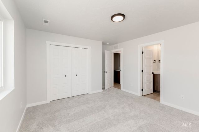 3763 E Syracuse St, Nampa, ID 83686