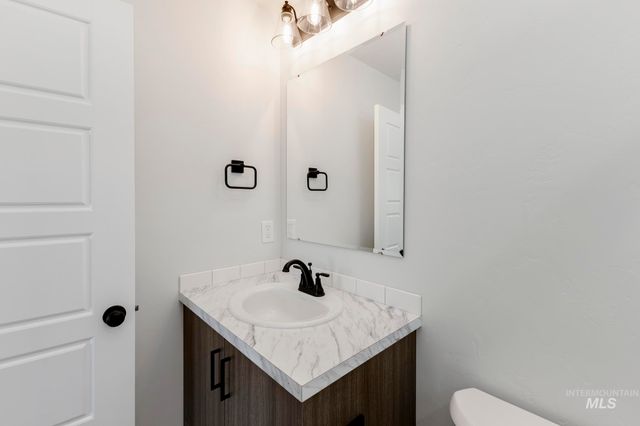 3763 E Syracuse St, Nampa, ID 83686