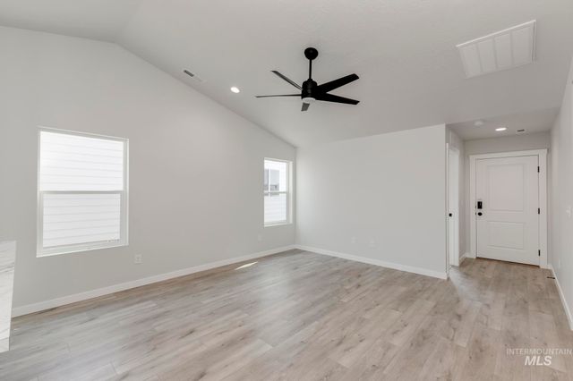 3763 E Syracuse St, Nampa, ID 83686