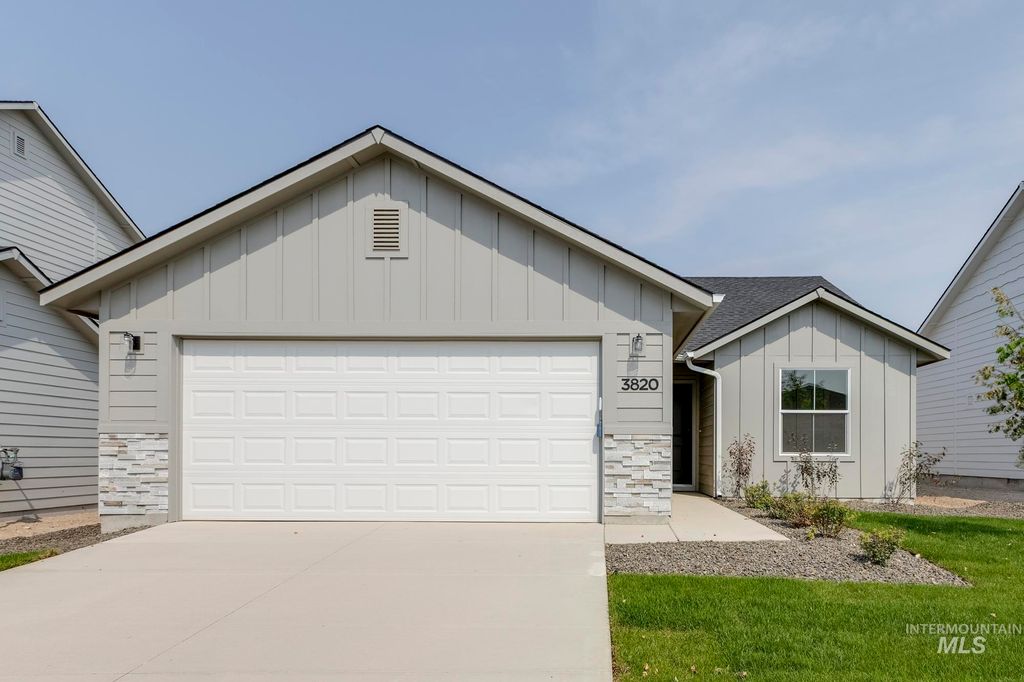 3763 E Syracuse St, Nampa, ID 83686
