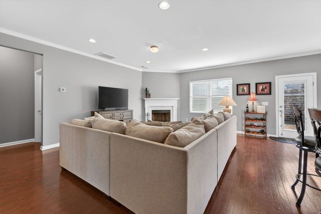 515 Rock Island Way, Lebanon, TN 37087