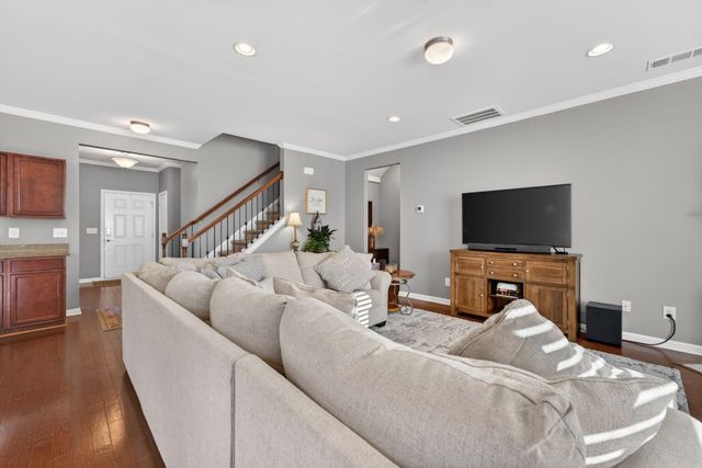 515 Rock Island Way, Lebanon, TN 37087